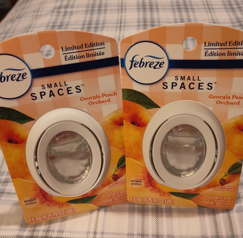 NEW! Febreze Small Spaces Freshners (2-1pk)